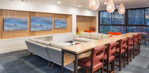 Carter Lounge